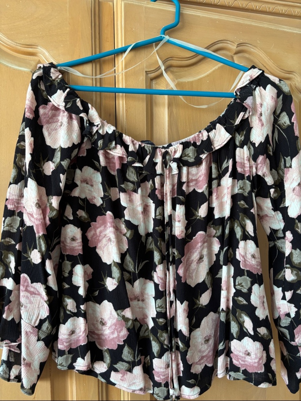 American Eagle Outfitters Black Floral Off-Shoulder Blouse with Pink Flowers